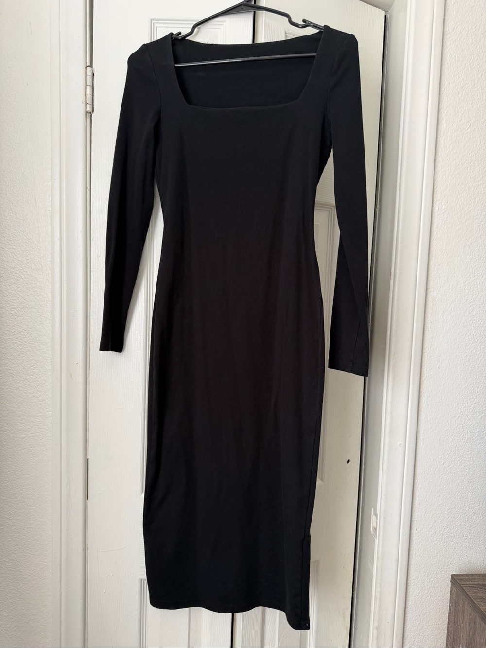 SHEIN Black Square-Neck Long Sleeve Midi Dress